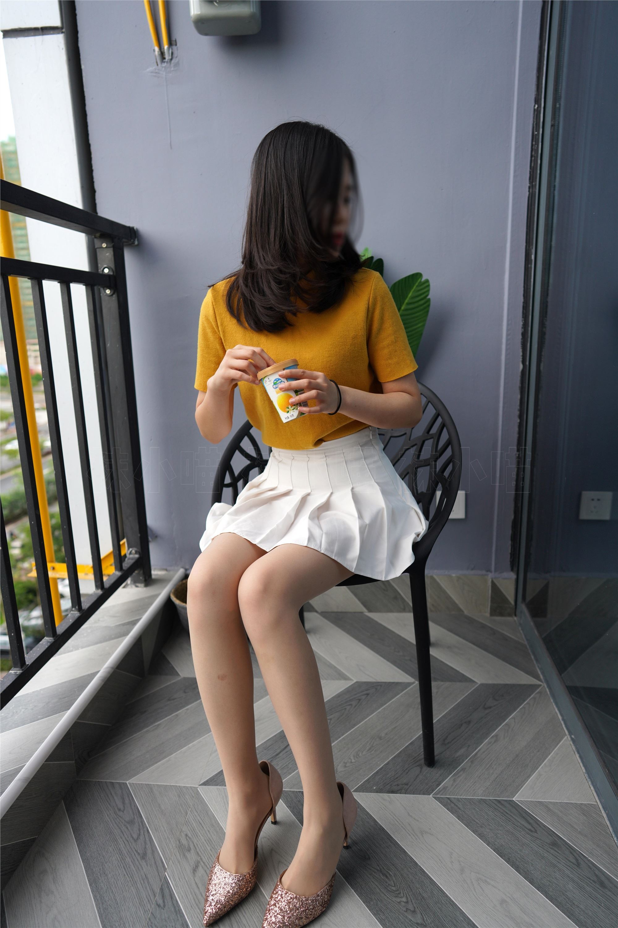 KittyWawa袜小喵  KT194《滴到腿上了》